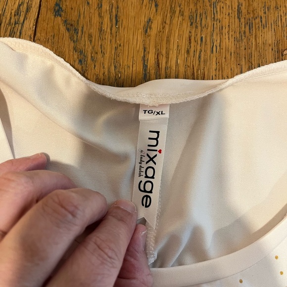 🤍MIXAGE Light Beige Cape Top – Size XL 12 - Picture 2 of 9